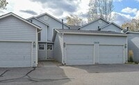 Building Photo - Beautiful 3 Bed 2.5 Bath Townhouse in NW F...