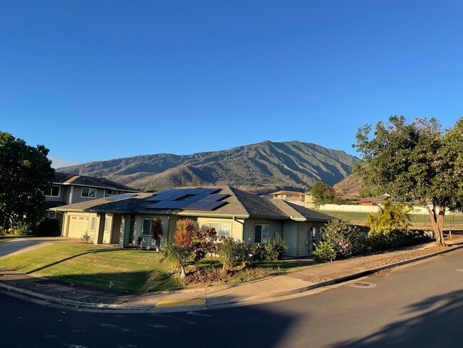 Building Photo - Central Maui - Custom Single Level Home - Unfurnished 3 bed/2bath - Waiolani Mauka in Waikapu