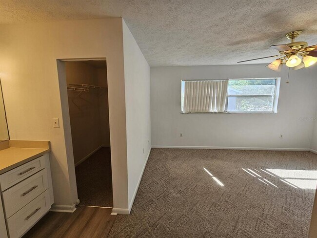 Building Photo - 2796 Curry Ford Rd