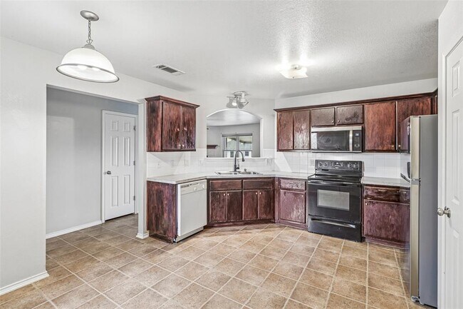 Building Photo - 1309 Marlee Cir