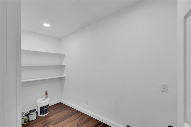 Building Photo - 6124 Sundown Dr