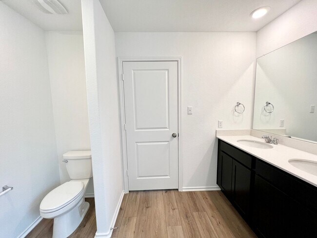 Building Photo - Jarrell Home For Lease