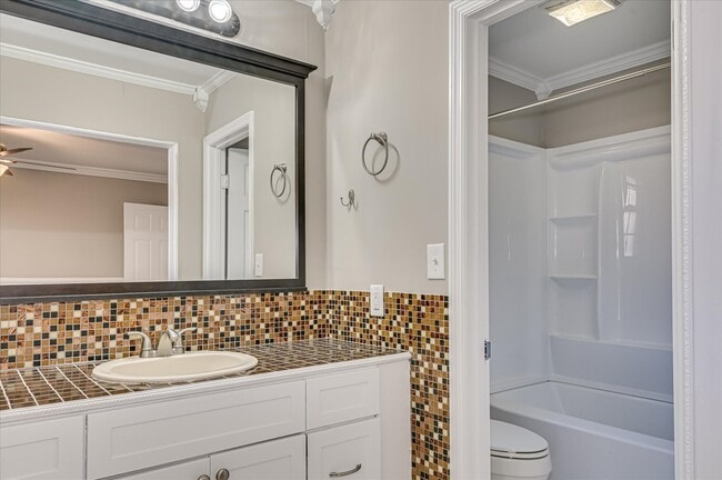 Building Photo - 238 Cavalier Dr