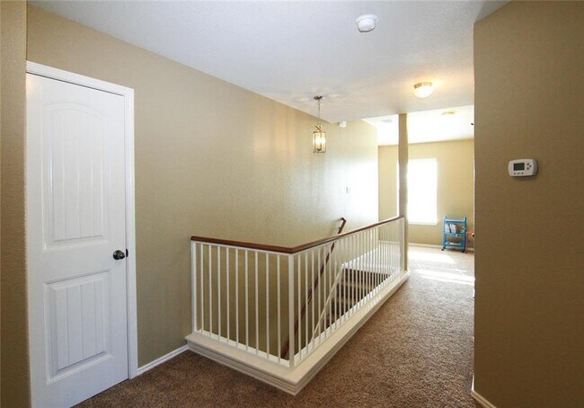 Building Photo - 2705 Overton St