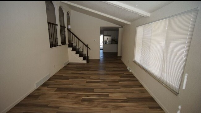 Building Photo - 6252 S Ash Cir W