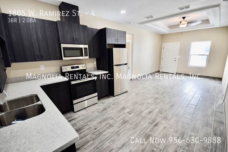 Building Photo - 1805 Ramirez St