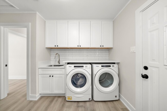 Building Photo - 7318 113th St