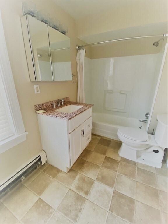 Building Photo - 279 Bowen St