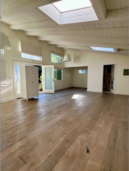 Guest House/Studio - 1622 N Sierra Bonita Ave