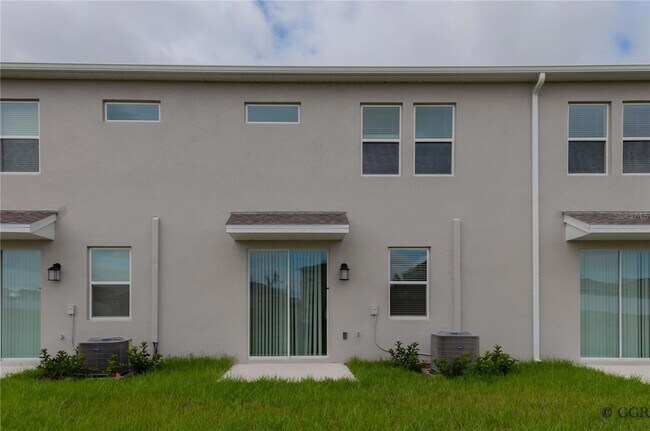 Building Photo - 3149 Laurent Lp