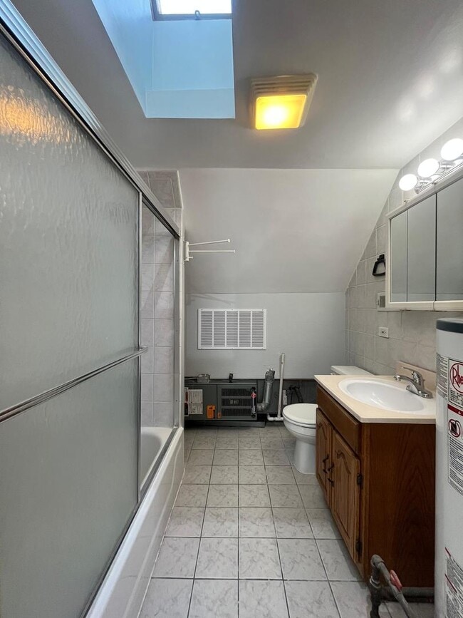 Building Photo - 2519 S Millard Ave