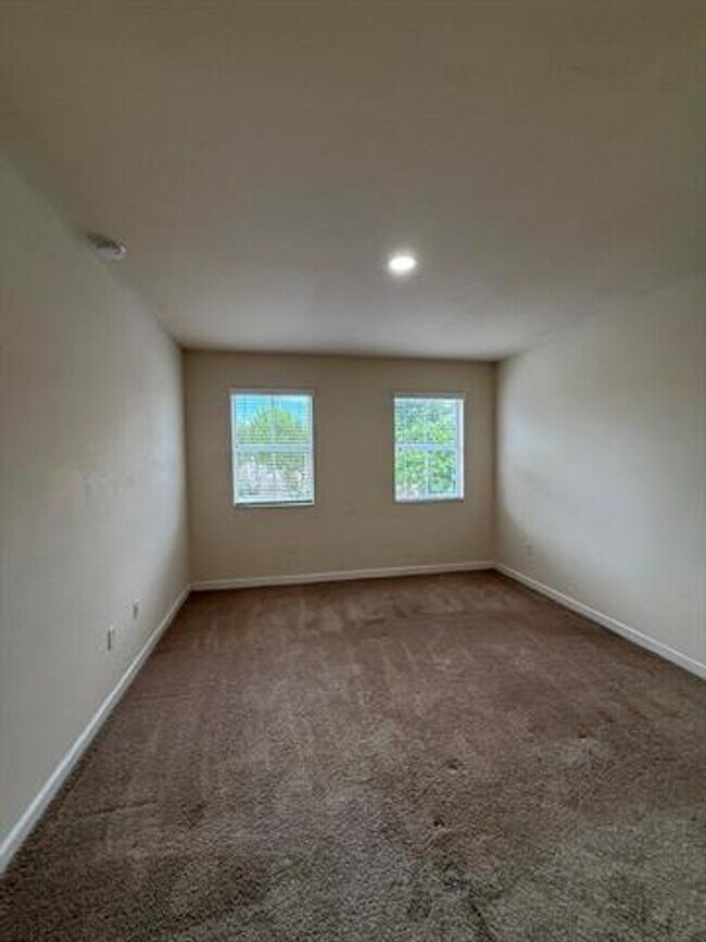 Building Photo - 17093 SW 93rd St