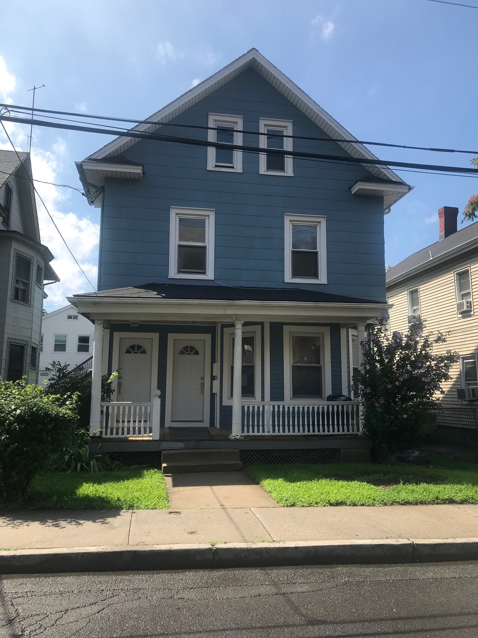 Building Photo - 12 Smith St