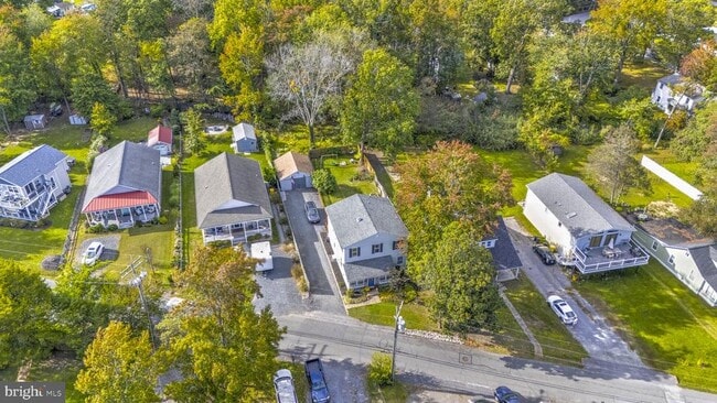 Building Photo - 6032 Melbourne Ave