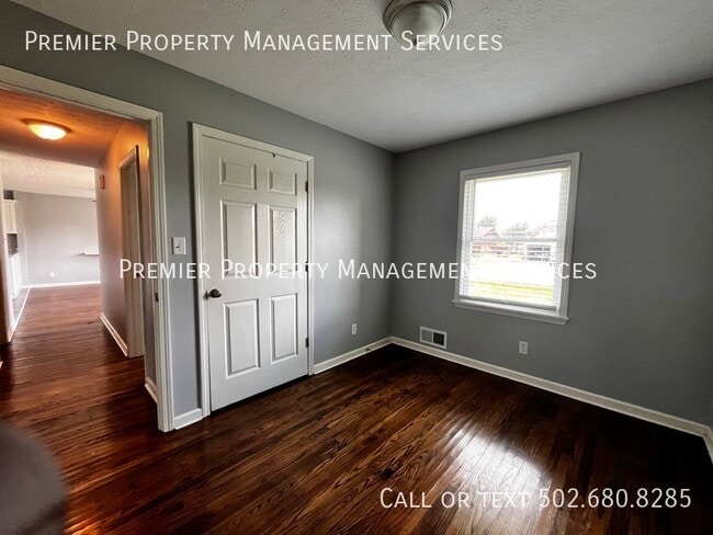 Building Photo - 122 Winchester Dr