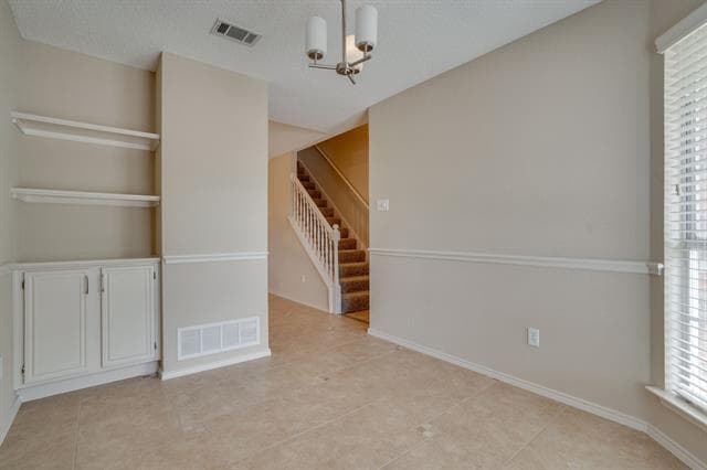 Building Photo - 755 Burr Oak Dr