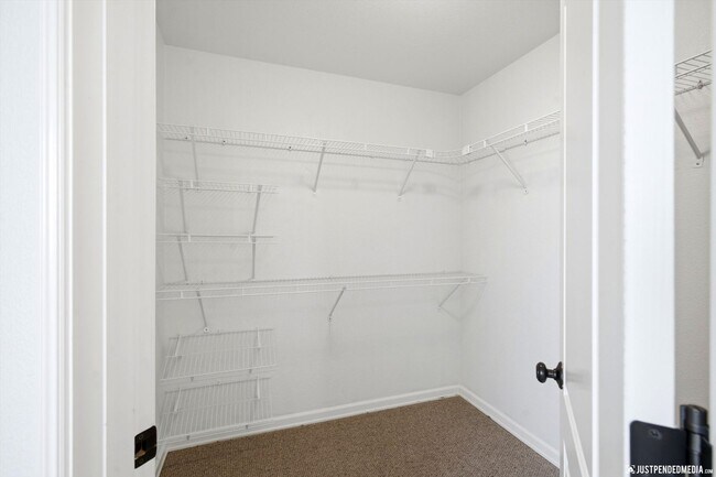 Building Photo - 13259 Rosser Dr