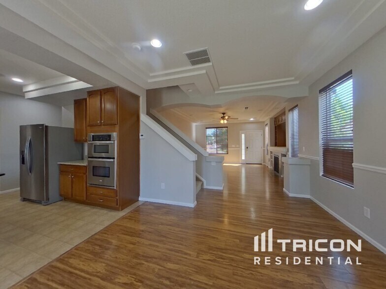 Building Photo - 7583 Talus Ridge Dr