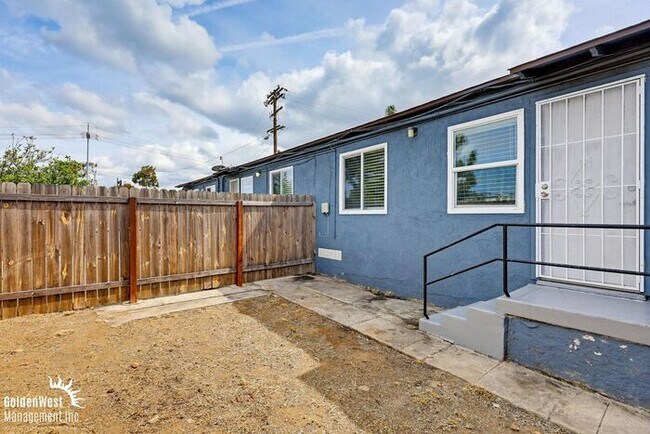 Building Photo - Updated 1Bdm 1Ba Home in San Diego! - MI Special