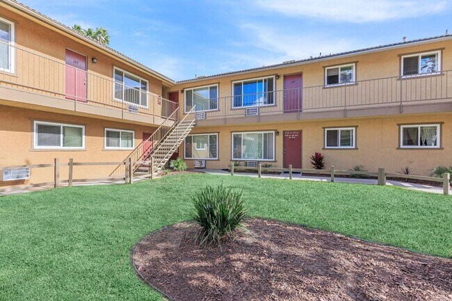 Interior Photo - Newport Gardens Apartments, Vista