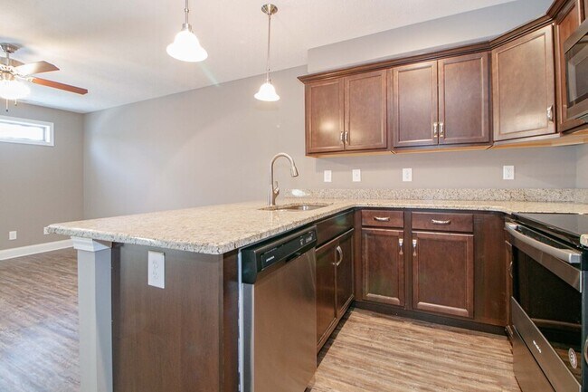 Building Photo - 325-C Landrum Place