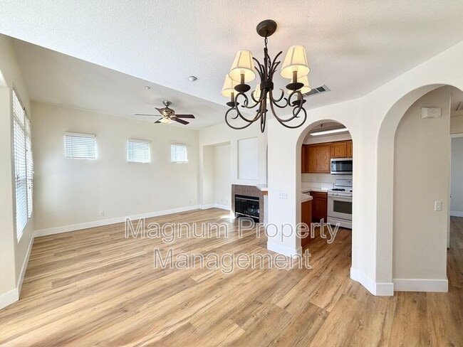 Building Photo - 39315 Flamingo Bay