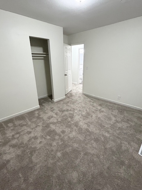 Building Photo - 6232 N Jacksonville Dr