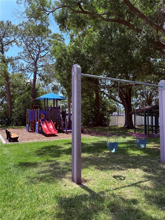 Building Photo - 129 Camphor Cir