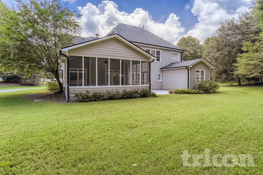 Building Photo - 875 Cedar Creek Dr