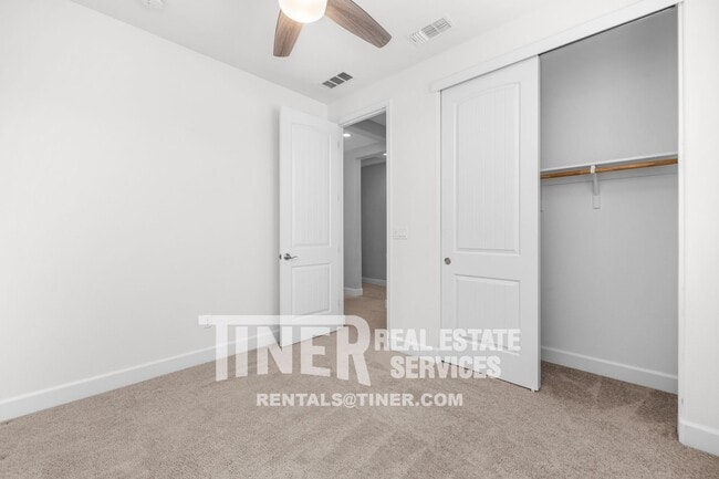 Building Photo - 4166 Hydo Lk Wy