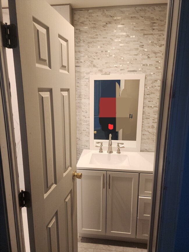 Master bath - 51 Edinborough Ct