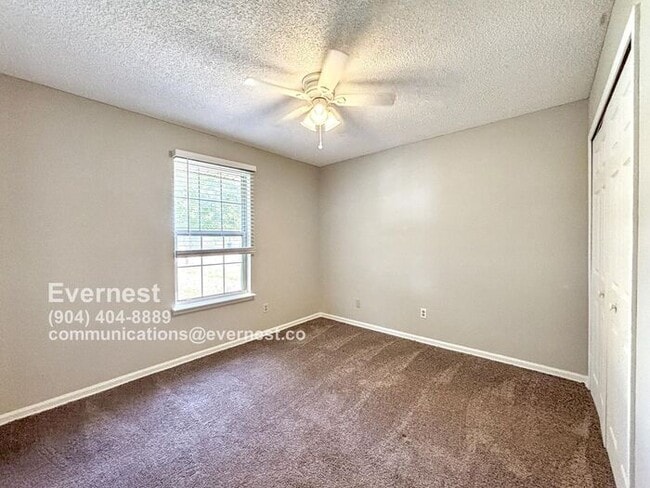 Building Photo - 1785 Chandelier Cir E