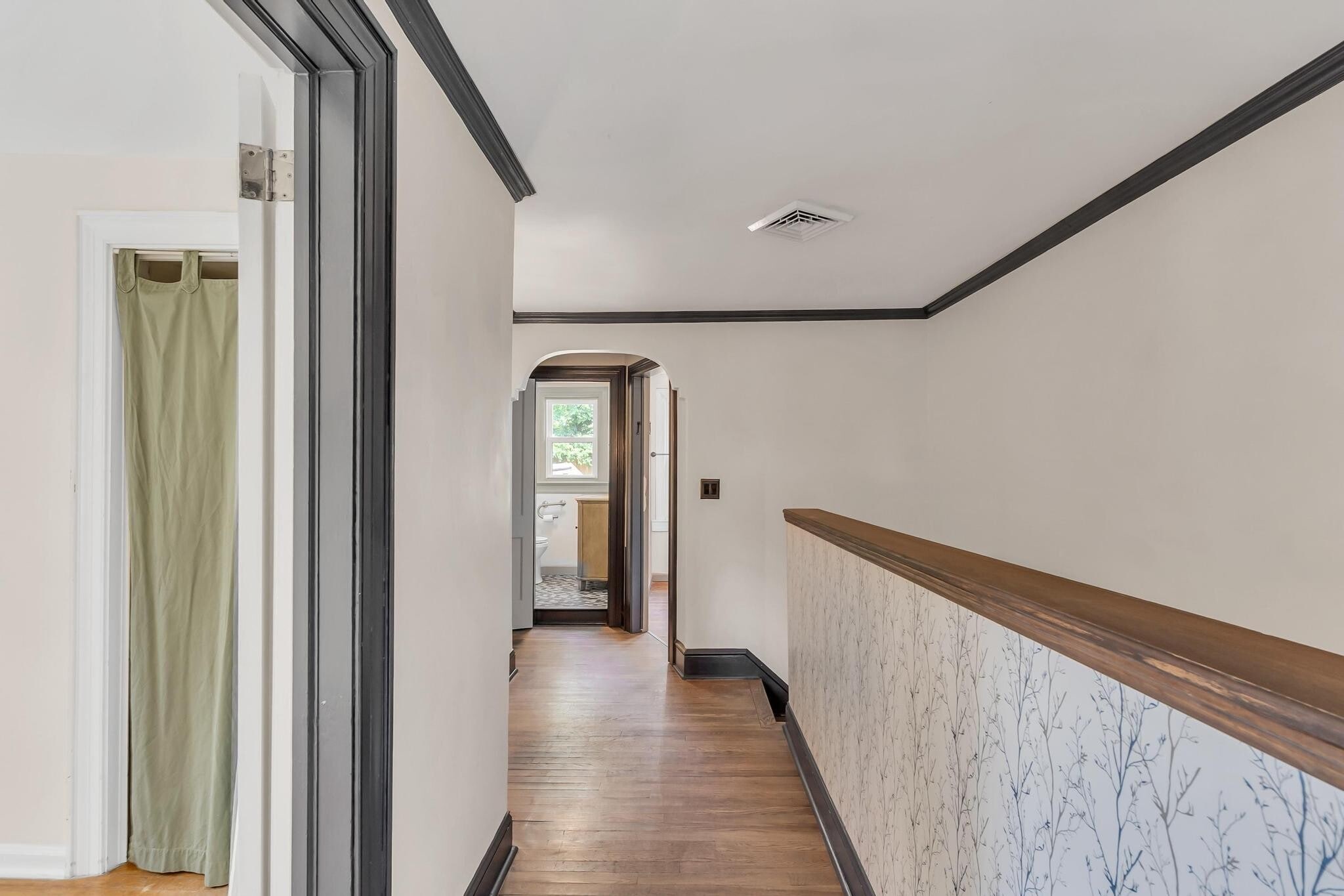 Building Photo - 1688 Overhill Rd