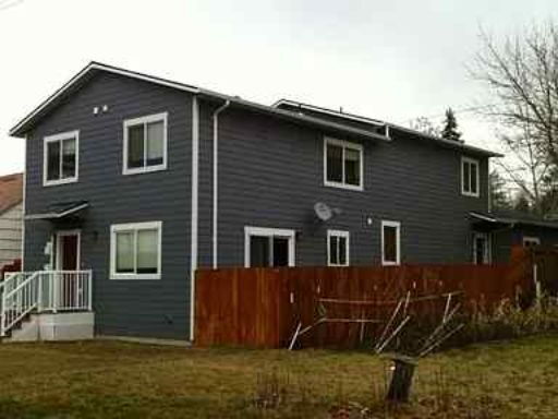 Building Photo - 3-Bedroom, 2.5-Bath Duplex Near Campus and Downtown Moscow