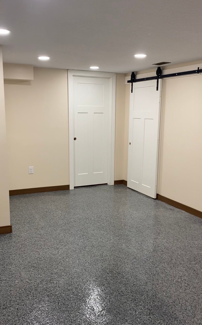 Building Photo - 105 Wapak St