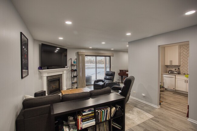 Building Photo - 1732 Harrow Ct