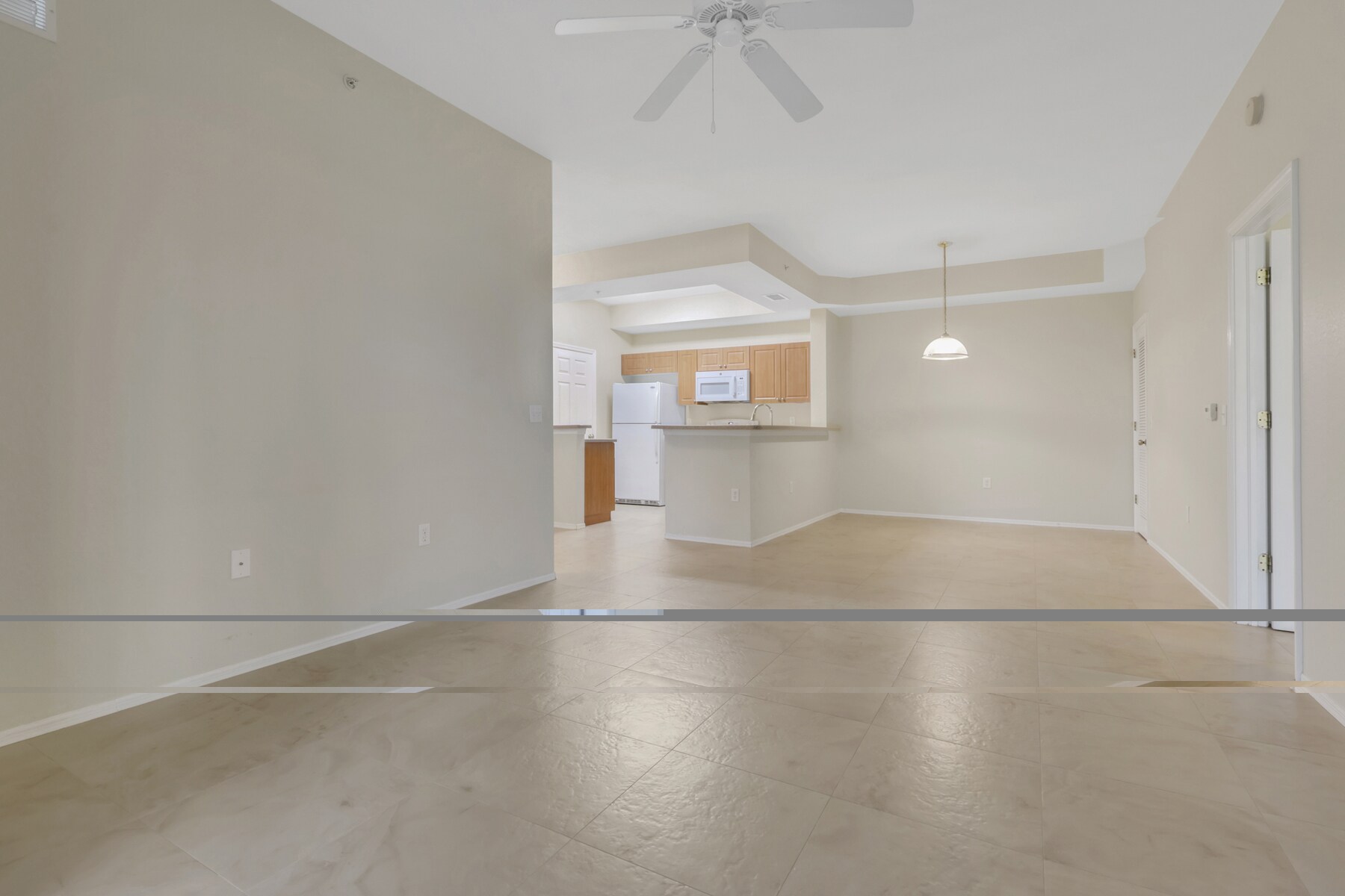 Building Photo - 9025 Colby Dr