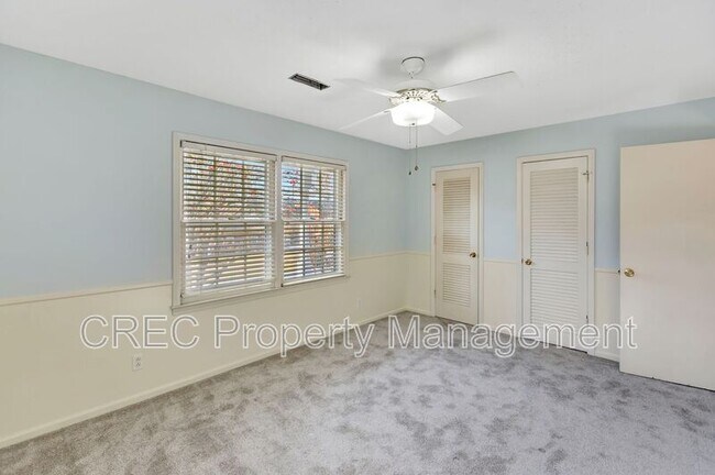 Building Photo - 321 Shaftesbury Ln