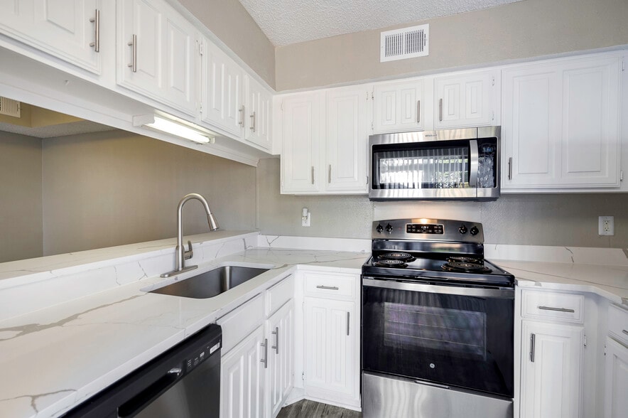 Building Photo - Fielder Crossing