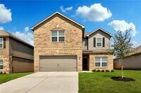 Building Photo - Beautiful 5 Bed 2.5 Bath Home!