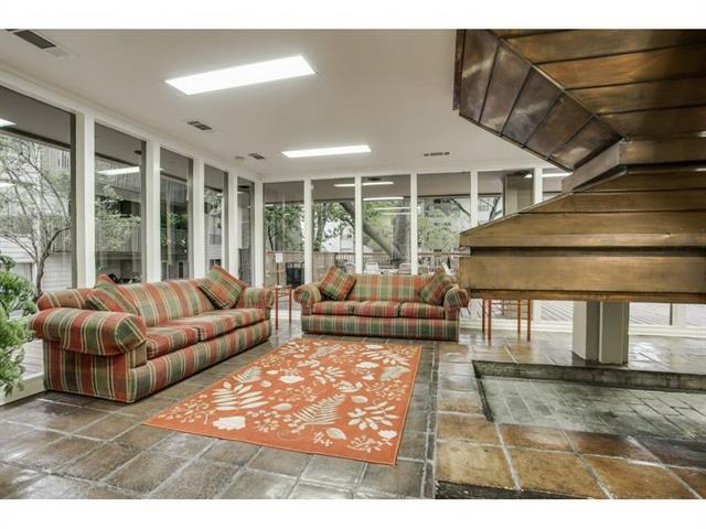 Building Photo - 4851 Cedar Springs Rd