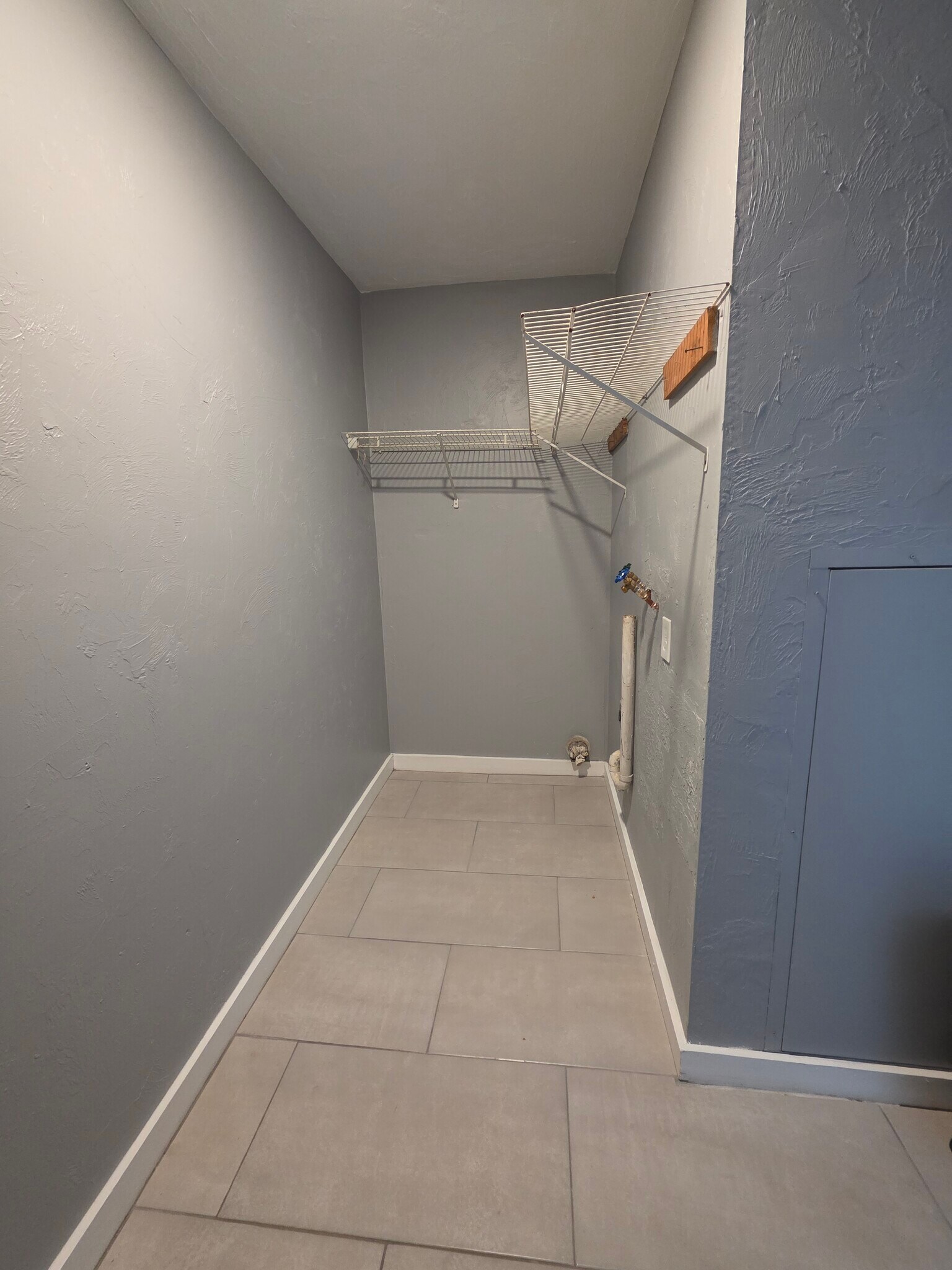 Bonus Room - 161 4th St