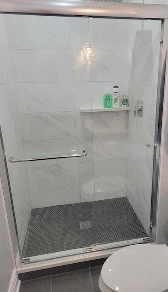 Building Photo - 1619 Linwood Dr