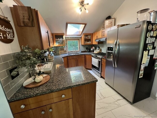 Building Photo - 106 Injun Hollow Rd