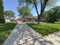 Building Photo - 5234 Jennifer Dr