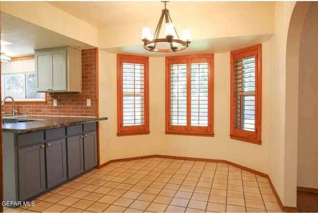 Building Photo - 1809 Pueblo Alegre Dr