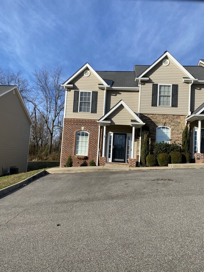 Primary Photo - 182 Montvale Rd