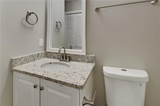 Building Photo - 4094 Maxanne Dr NW