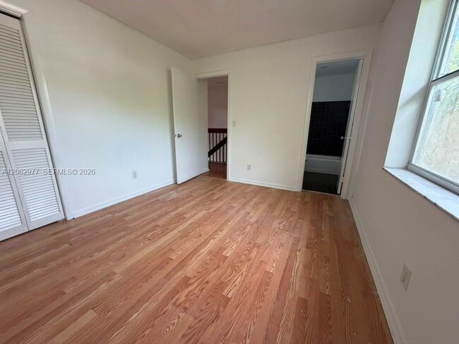 Building Photo - 4045 SW 68th Way