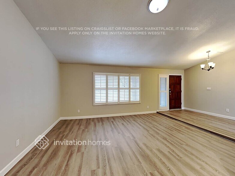 Building Photo - 18432 N 46th Ave